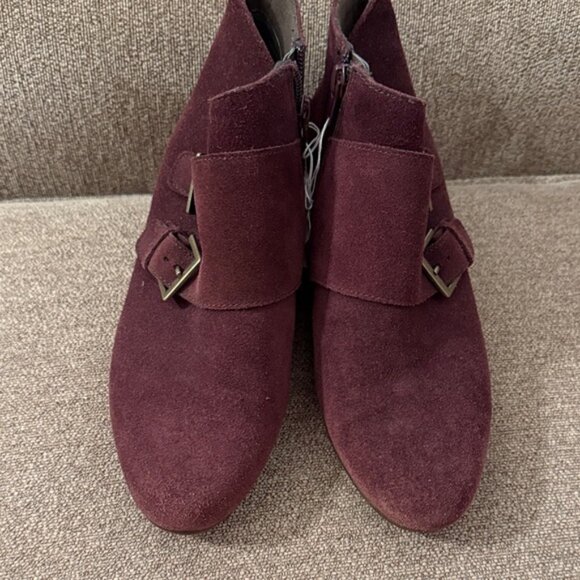 Munro Women's Burgundy Suede Ankle Boots 8.5 - Picture 2 of 7